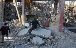 انفجار منزل مسکونی در شهمیرزاد؛ یک مصدوم از زیر آوار نجات داده شد