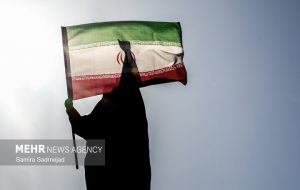 بازخوانی نقش بانوان از مبارزه با استعمار در هرمز تا مقاومت در خیابان