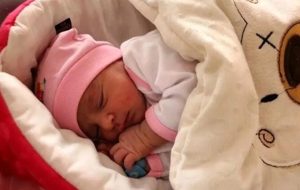 خرید و فروش پستانک و شیشه شیر کارکرده در حد نو در دیوار!