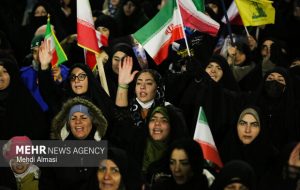 دختران زنجانی از شکوه حماسه حضور در صحنه دفاع از وطن میگویند دختران زنجانی از شکوه حماسه حضور در صحنه دفاع از وطن میگویند