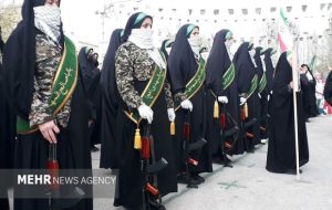 دلبران میزبان حماسه‌ای زنانه؛ رژه شقایق‌های ظهور در قاب ایمان و اقتدار