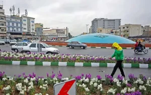 دیوارنگاره جالب میدان انقلاب در پاسخ به ضرب‌الاجل ترامپ+ عکس