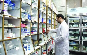 زنگ خطر کمبود کاذب دارو؛ داروخانه مرکز خیریه نیست!