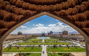 شیخ بهایی میان عقلانیت اداری،شریعت مذهبی و هویت ایرانی آشتی برقرار کرد