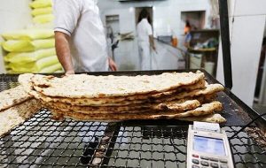 معاون استاندار تهران: با نانوایان متخلف برخورد قاطع می‌شود