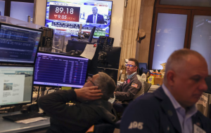 نوسان بازار‌ها بعد از سخنرانی ترامپ؛ امید معامله‌گران به پایان جنگ افزایش یافت