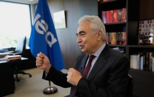 آژانس بینالمللی انرژی: ذخایر نفت با سرعت بسیار زیادی در حال اتمام است آژانس بینالمللی انرژی: ذخایر نفت با سرعت بسیار زیادی در حال اتمام است