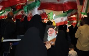 اجتماع شبانه ساوجی‌ها در هفتاد و پنجمین شب مقاومت و ایستادگی
