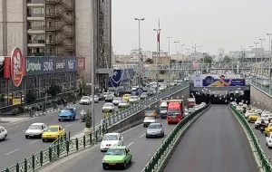 اشتباه عجیب روی بیلبورد نصب شده در خیابانهای تهران خبرساز شد+ عکس اشتباه عجیب روی بیلبورد نصب شده در خیابانهای تهران خبرساز شد+ عکس