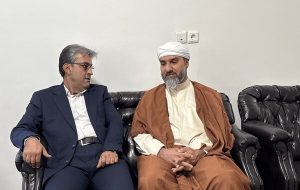 امام جمعه اهل سنت خارگ: تعامل مسئولان با مردم تقویت‌کننده آرامش است