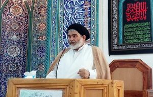 امام جمعه چابهار: بعضی ها از سلاح دشمن ترسیده‌اند و حرف از صلح می‌زنند