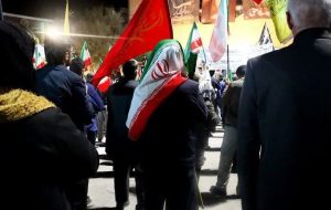 برگزاری آیین نمادین ازدواج جوانان اراکی در اجتماع شبانه حسینیه شهدا برگزاری آیین نمادین ازدواج جوانان اراکی در اجتماع شبانه حسینیه شهدا