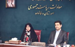 بهروزآذر: زنان از قطعی شبکه اینترنت بیشترین صدمه را دیده‌اند