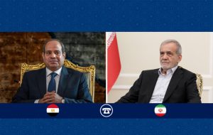 تأکید روسای جمهور ایران و مصر بر راهکارهای دیپلماتیک حل و فصل مسائل تأکید روسای جمهور ایران و مصر بر راهکارهای دیپلماتیک حل و فصل مسائل