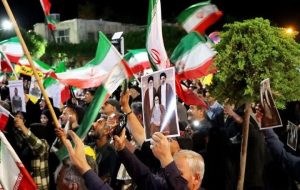 تداوم تجمعات شبانه در کردکوی تداوم تجمعات شبانه در کردکوی