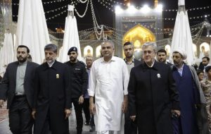 تشرف وزیر کشور پاکستان به حرم مطهر امام رضا(ع) تشرف وزیر کشور پاکستان به حرم مطهر امام رضا(ع)