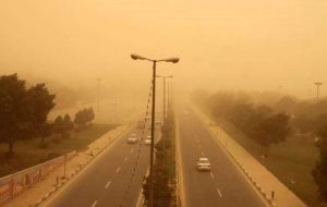 ثبت وزش باد ۱۰۷ کیلومتر بر ساعت در اشکذر / تداوم گرد و غبار در یزد ثبت وزش باد ۱۰۷ کیلومتر بر ساعت در اشکذر / تداوم گرد و غبار در یزد