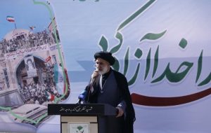خون شهدا باعث فتح خرمشهر و حفظ ایران اسلامی شد خون شهدا باعث فتح خرمشهر و حفظ ایران اسلامی شد