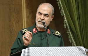 سردار جوانی: تردد در تنگه هرمز فقط با اجازه ایران/ با هر شناور متعلق به دشمن برخورد می‌کنیم