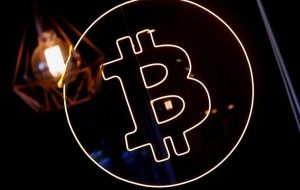 سیگنالهای تازه از بازار رمزارز / رکورد نقل و انتقال بیتکوین شکست سیگنالهای تازه از بازار رمزارز / رکورد نقل و انتقال بیتکوین شکست