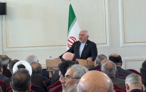 ظریف: میدان، خیابان و دیپلماسی بزرگترین دارایی برای ما هستند ظریف: میدان، خیابان و دیپلماسی بزرگترین دارایی برای ما هستند