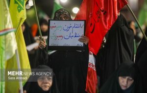 فتح خرمشهر در ذهن و دل مشهدیها فتح خرمشهر در ذهن و دل مشهدیها