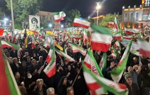 مادران کردکوی همراه با کودکانشان به موج هشتاد و سوم پیوستند مادران کردکوی همراه با کودکانشان به موج هشتاد و سوم پیوستند