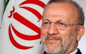 متکی: پول سربازان و پایگاه های نظامی آمریکایی را کشورهای منطقه می دهند