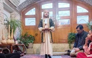 هنر نقالی و روایتگری همانند یک رسانه تاثیرگذار است هنر نقالی و روایتگری همانند یک رسانه تاثیرگذار است