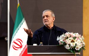 پزشکیان: اراده ایران در گسترش مناسبات تجاری و اقتصادی است