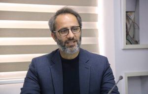 پویش «پرچم بر زمین نمیماند» در کرمانشاه برگزار میشود پویش «پرچم بر زمین نمیماند» در کرمانشاه برگزار میشود