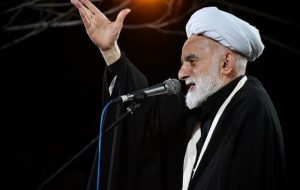 راه شهدا و فرهنگ عاشورا ضامن عزت و اقتدار جمهوری اسلامی است