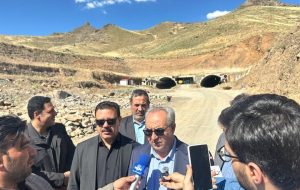 سرمست: ترافیک تبریز با بهرهبرداری از «کنارگذر ایلخچی» سبک میشود سرمست: ترافیک تبریز با بهرهبرداری از «کنارگذر ایلخچی» سبک میشود