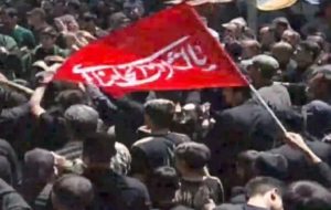 سنندج در سوگ علمدار کربلا؛ طنین «یا حسین» در آیین عزاداری تاسوعای حسین سنندج در سوگ علمدار کربلا؛ طنین «یا حسین» در آیین عزاداری تاسوعای حسین