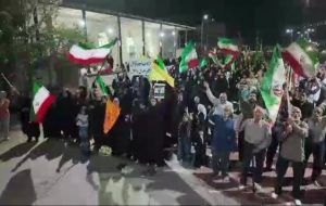 مردم بهاباد تا پای جان در سنگر ایران ابرقدرت مردم بهاباد تا پای جان در سنگر ایران ابرقدرت