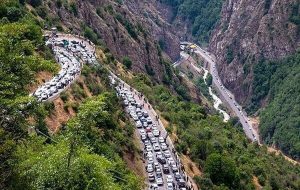 آخرین وضعیت ترافیکی و جوی محورهای مواصلاتی / چالوس یکطرفه شد آخرین وضعیت ترافیکی و جوی محورهای مواصلاتی / چالوس یکطرفه شد