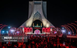 اولین شب خاطره «وداع با رهبر شهید» در محرم شهر
