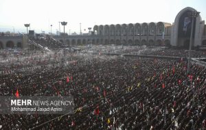 اِنّا لا نَعلمُ مِنهُ اِلا خَیرا؛ امضای بغضآلود یک ملت پای عهد انتقام اِنّا لا نَعلمُ مِنهُ اِلا خَیرا؛ امضای بغضآلود یک ملت پای عهد انتقام