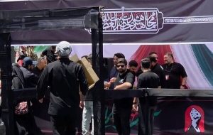 برپایی موکب «فدا» توسط فعالان اقتصاد دیجیتال در تشییع رهبر شهید برپایی موکب «فدا» توسط فعالان اقتصاد دیجیتال در تشییع رهبر شهید
