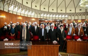 جامعه مدرسین: امام شهید ما امروز زنده‌تر و پویاتر از همیشه است