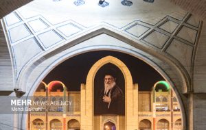 دومین روز وداع با امام شهید امت؛ خروش عاشقان در مصلی ادامه دارد دومین روز وداع با امام شهید امت؛ خروش عاشقان در مصلی ادامه دارد