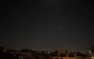 پدافند تهران فعال شد/ گزارشهای تاییدنشده از انفجار در پارچین و پاکدشت پدافند تهران فعال شد/ گزارشهای تاییدنشده از انفجار در پارچین و پاکدشت