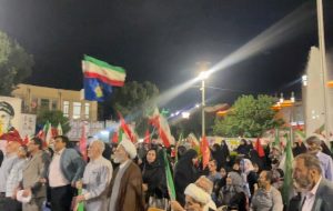 تداوم حضور مردم مینودشت در میدان؛ صدوهفتادونهمین شب همراهی تداوم حضور مردم مینودشت در میدان؛ صدوهفتادونهمین شب همراهی