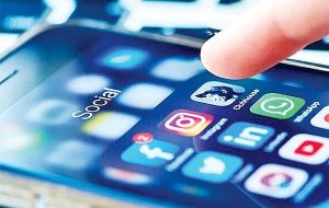 تلاطم ارزشها و امنیت فردی؛ پیوند پوشش و سلامت روان در دنیای امروز