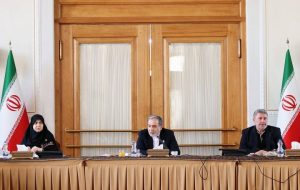 عراقچی: نقش رسانه‌ها در روایت دفاع مقدس ایرانیان بسیار کلیدی است
