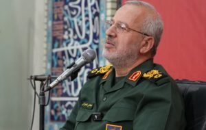 آتش دشمن و اصابت های متعدد اراده نیروهای نظامی ایران را متوقف نکرد آتش دشمن و اصابت های متعدد اراده نیروهای نظامی ایران را متوقف نکرد
