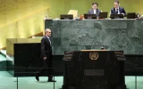 دلار و سکه روی دور افزایش قیمت/ بازار در انتظار اخبار مهم از نشست سازمان ملل و تنگه هرمز/ ماجرای تحریم هواپیمایی ایران و جابه‌جایی 86 تن طلای هلند چه بود؟