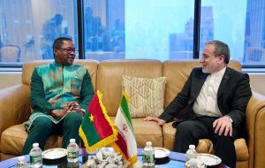 دیدار و گفتگوی عراقچی با وزیر خارجه بورکینافاسو دیدار و گفتگوی عراقچی با وزیر خارجه بورکینافاسو