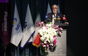 پیرصالحی: تبلیغ مستقیم دارو همچنان ممنوع است